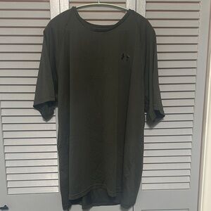 Under Armour Men's Dark Green Short Sleeve Tee